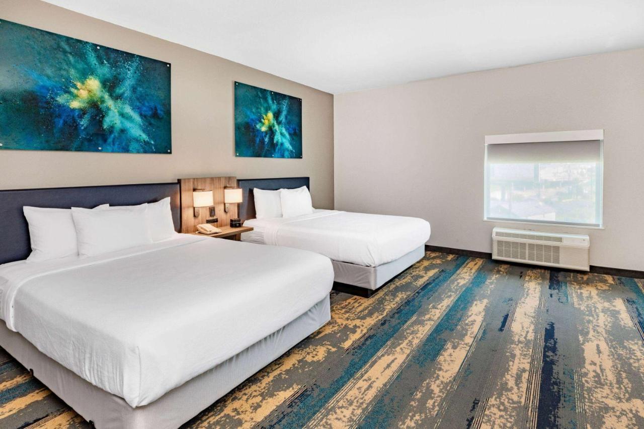 La Quinta Inn & Suites By Wyndham Galveston North At I-45 Екстер'єр фото