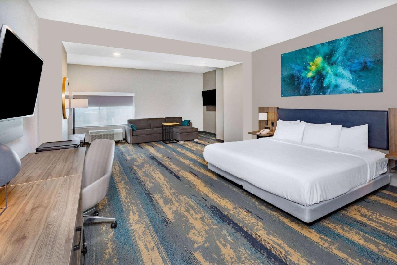La Quinta Inn & Suites By Wyndham Galveston North At I-45 Екстер'єр фото